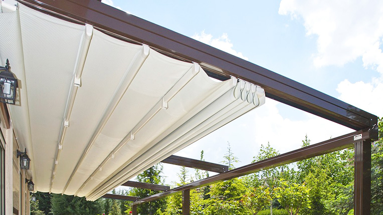 Toldos e coberturas: escolha a melhor opção para a sua casa